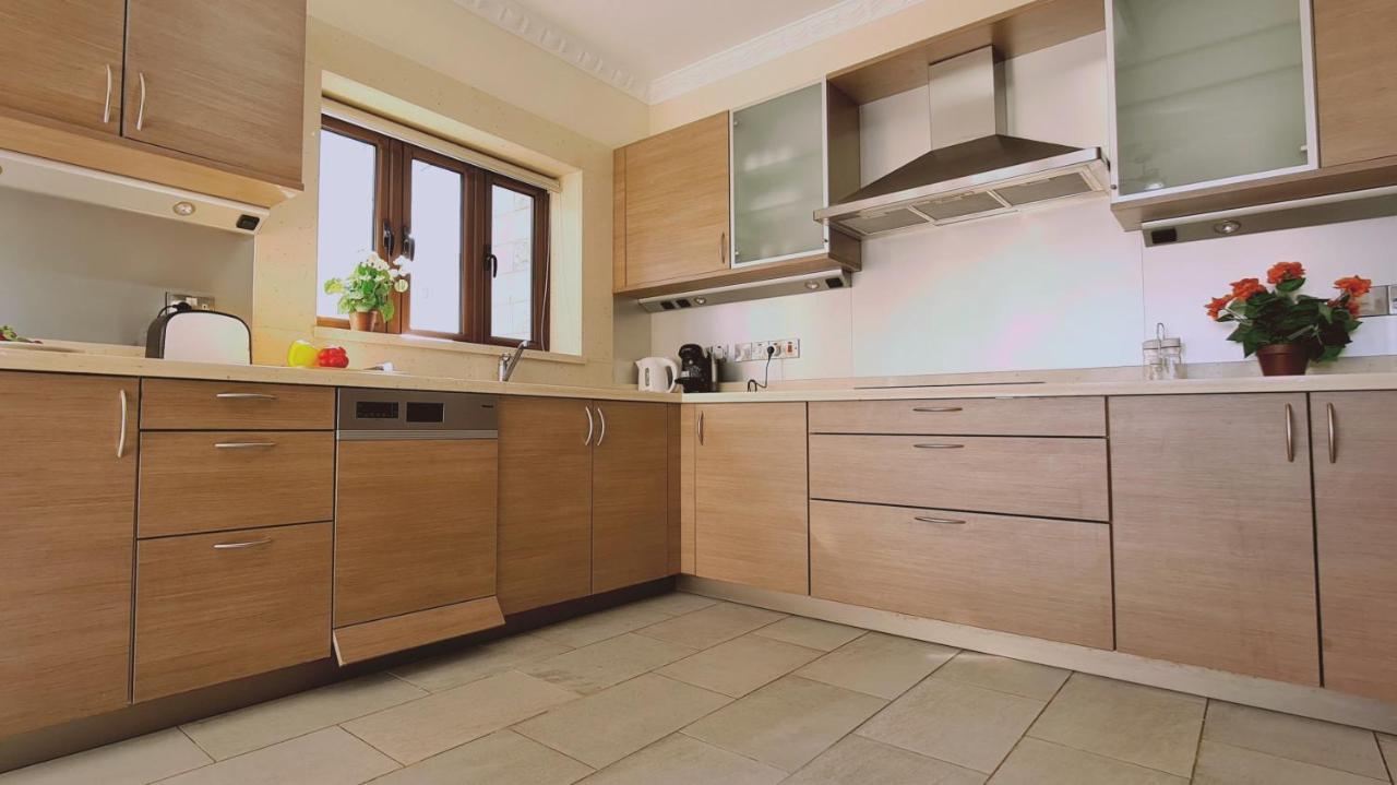 Stay Ocean View Villa Paralimni Luaran gambar
