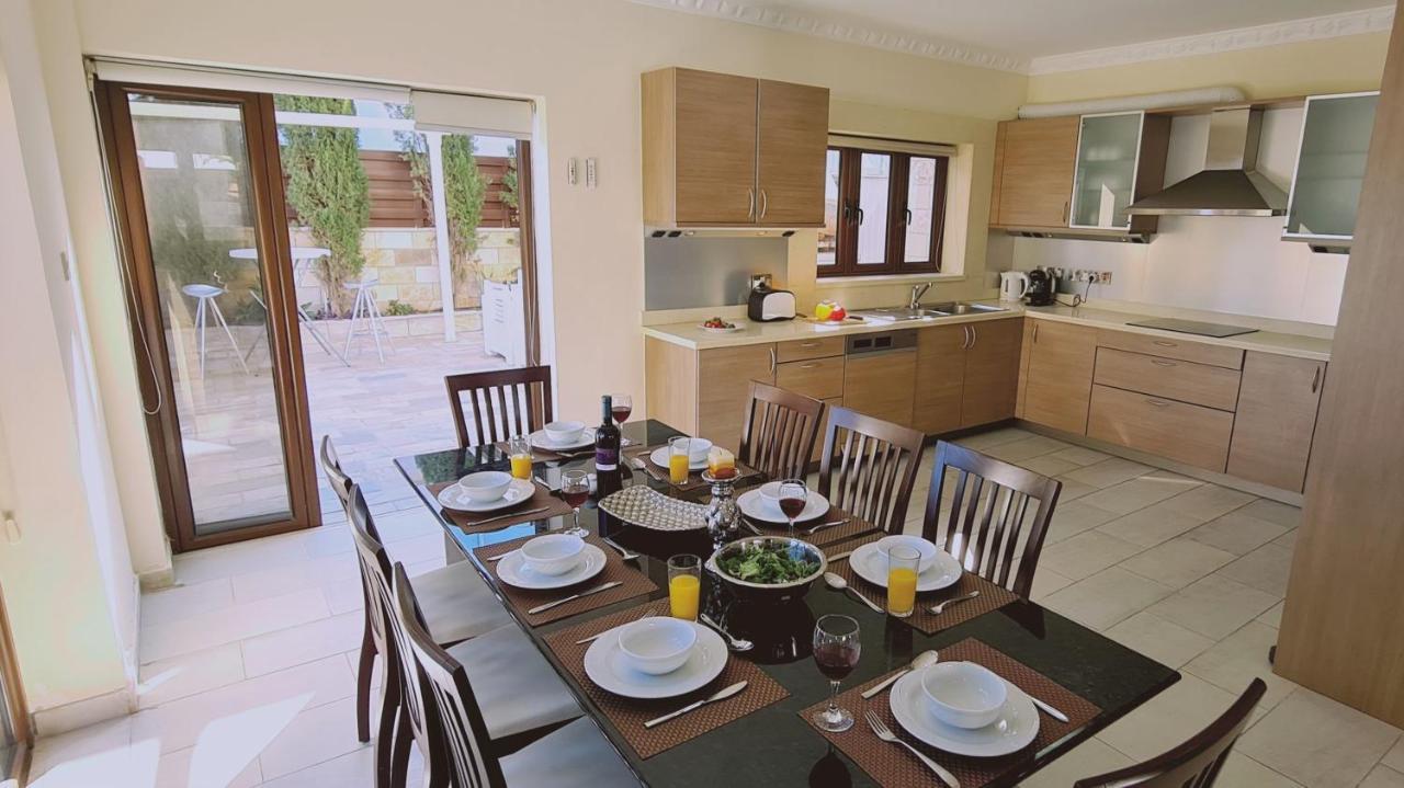 Stay Ocean View Villa Paralimni Luaran gambar